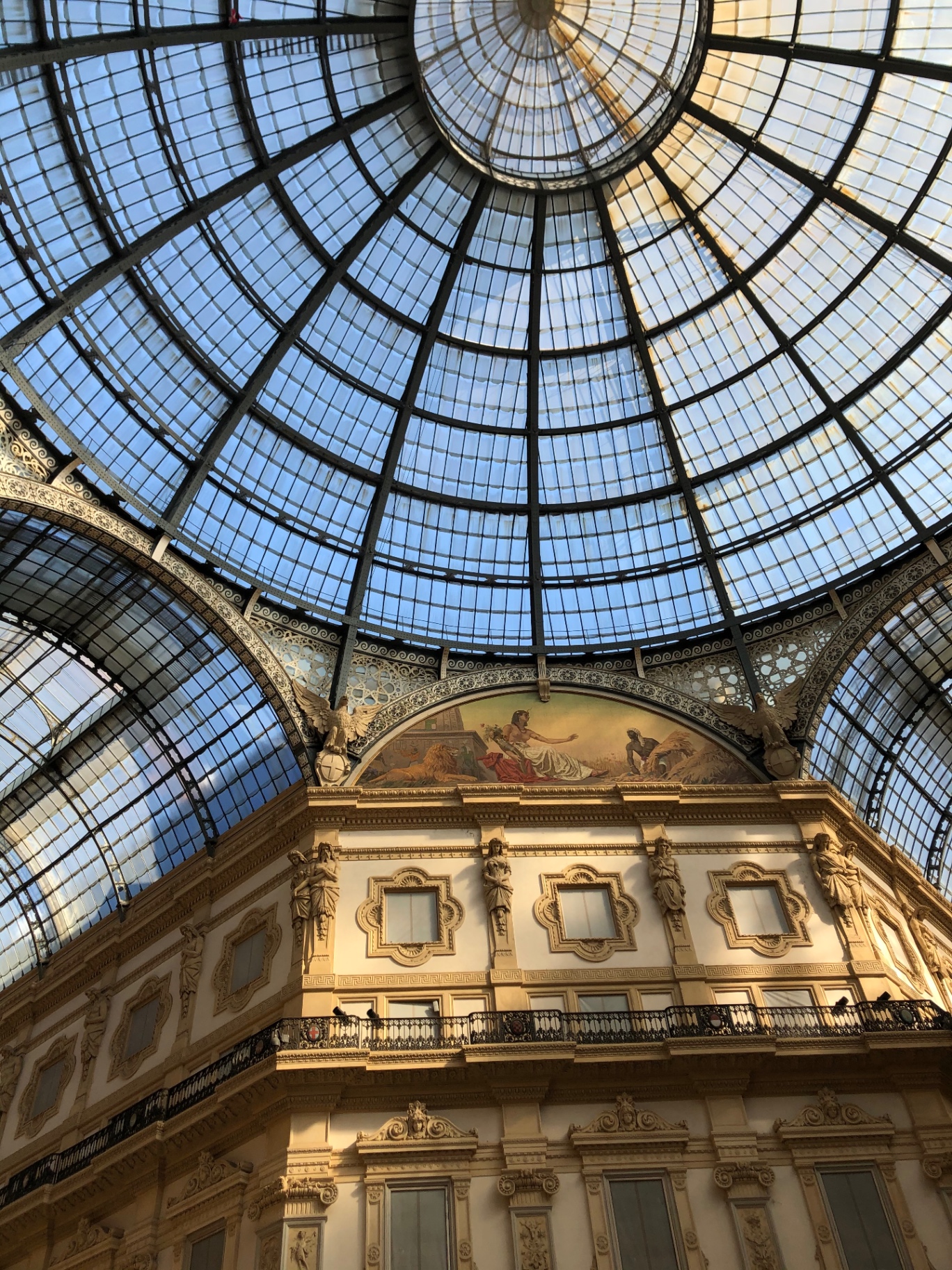 Belle Époque arcade interior — Musivo Galleria
