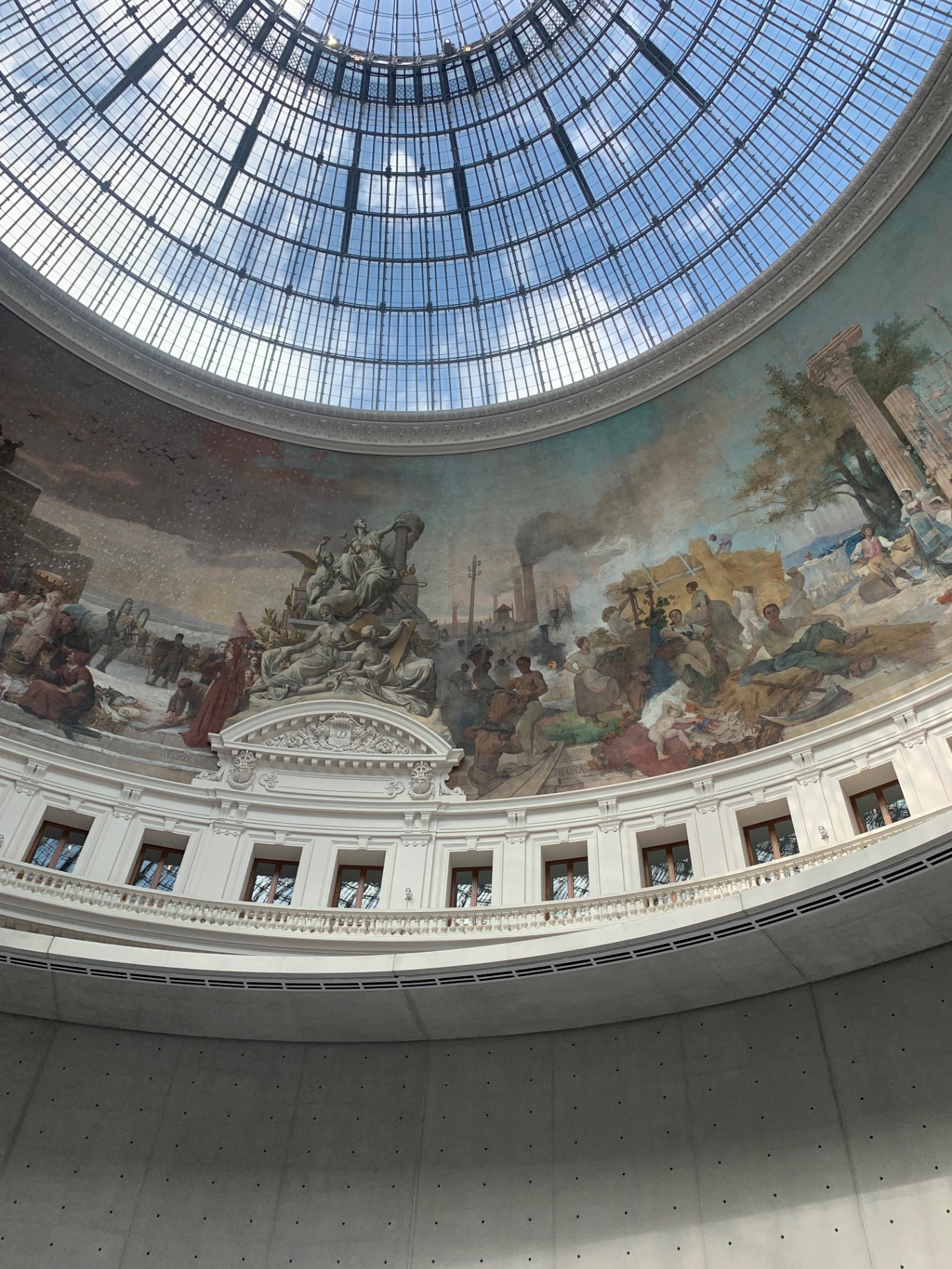 Ornate glass dome ceiling — Musivo Studio